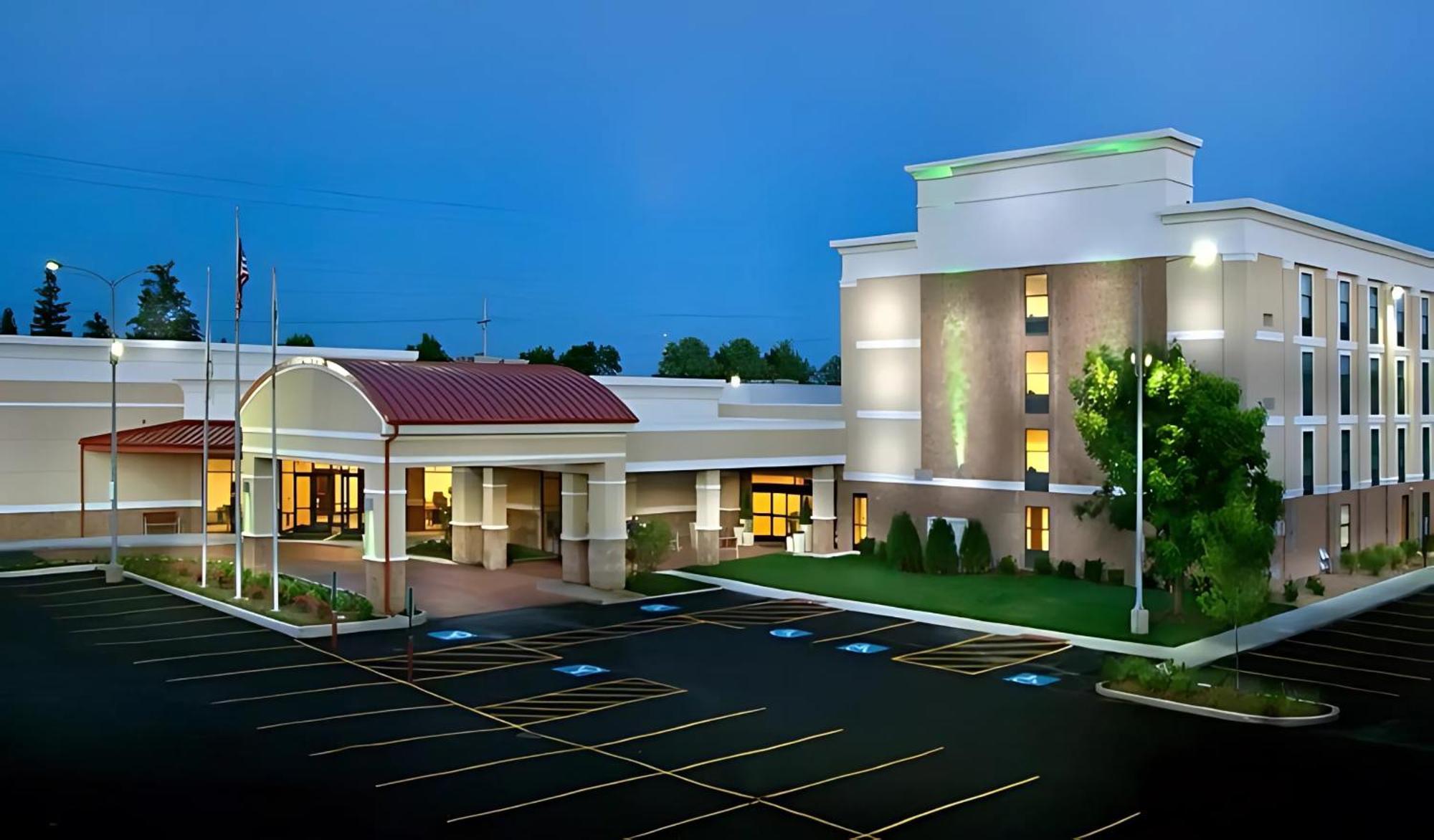 Hotel Gurnee Exterior photo